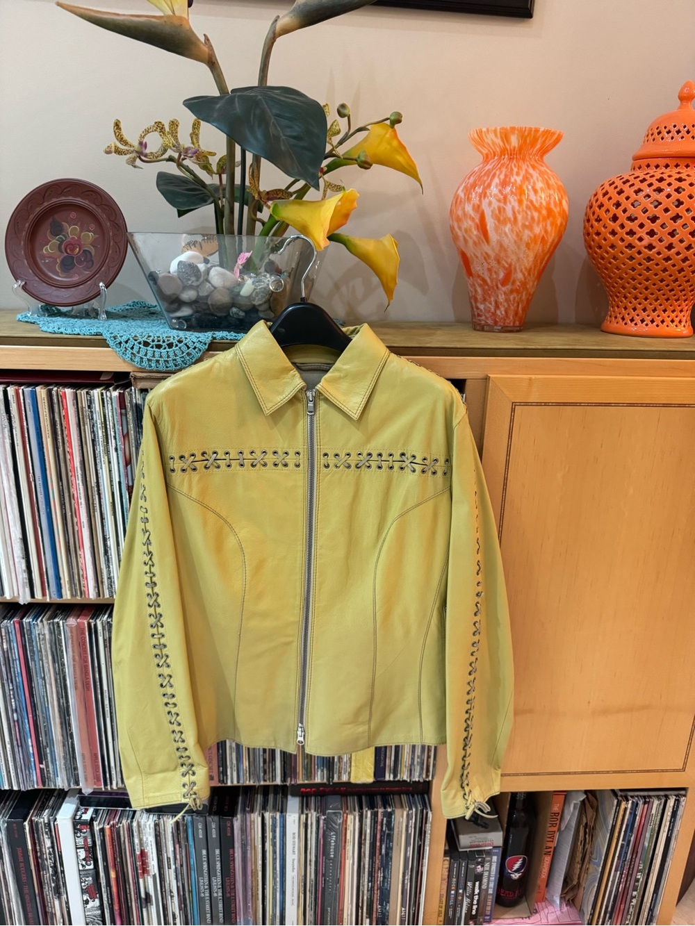 PRICE DROP: Yellow Green LAMBSKIN LEATHER Zip-Front JKT w/Laced Trim, M, GIMO’S
